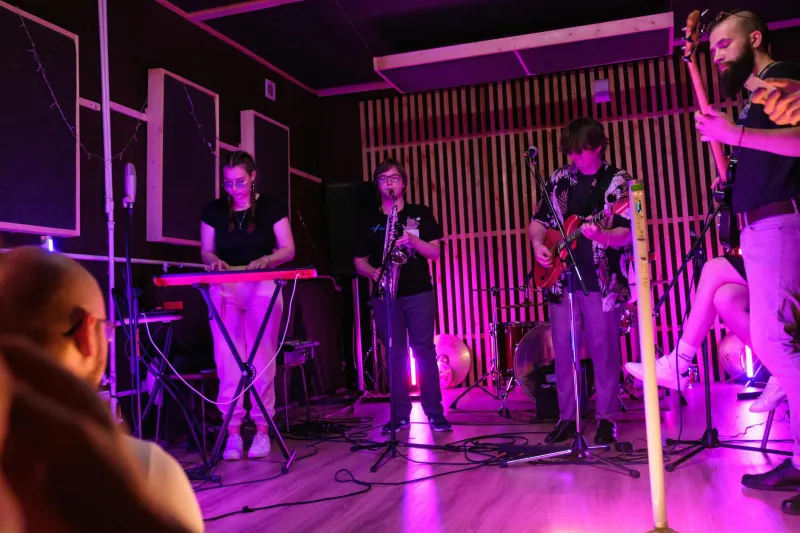 Living Room Legends: How Britain's Front Parlour Revolution Is Rewiring Live Music